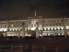 Buckingham Palace bei Nacht